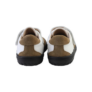 Proveedor de fábrica, venta al por mayor, zapatos casuales transpirables de goma flexibles elegantes de varios colores para niños pequeños - Product Image 2