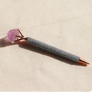 Stylo à bille artisanal en cristal naturel et pierres brutes, diamants, cadeau de mariage ou de bureau - Product Image 2