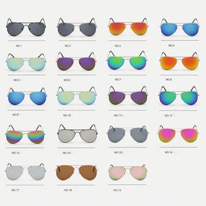 Lunettes de soleil rétro en métal à grande monture avec logo personnalisé, verres miroir colorés, style pilote, pour hommes et femmes - Product Image 5