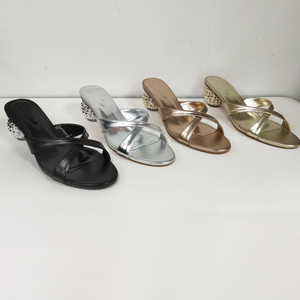 Sandali da donna con tacco a spillo e decorazioni a foglia con strass, punta aperta, slip-on, eleganti per feste, matrimoni e serate. - Product Image 6