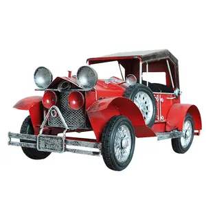 Cadeau d'anniversaire créatif pour nouveau garçon Modèles de voitures classiques en fer blanc fabriqués à la main Modèle de voiture vintage antique en métal