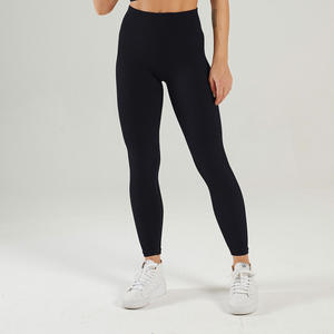 Nuevos pantalones cortos ecológicos sin costuras para mujer, de 3 piezas de cintura alta conjunto de entrenamiento, estampado de Yoga transpirable a juego - Product Image 3