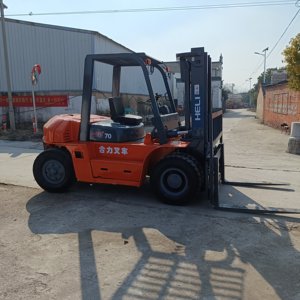 Powerful Used HELI 7 Ton <b>Diesel</b> Forklift CPCD70 Large <b>Container</b> Loading Forklift Second Hand Industrial Lifting Truck Dealer - Product Image 4