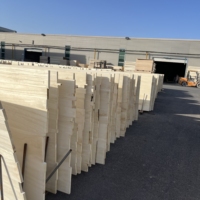 Le fabricant chinois produit des bâtons de Paulownia de haute qualité avec des épaisseurs de tailles personnalisables