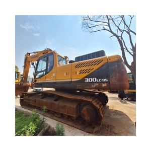 รถขุดตีนตะขาบฮุนได 300LC-9S มือสองขายดี รถก่อสร้างใช้แล้ว ราคาดีที่สุด - Product Image 1