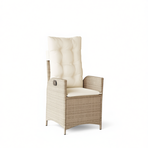 Silla Reclinable de Patio de Ratán Sintético Beige con Cojines, Silla de Jardín para Exteriores, Estilo Contemporáneo - Product Image 1