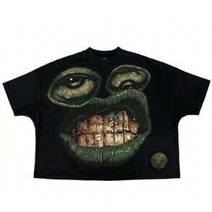 T-shirt Streetwear Y2K Homme Oversize en Gros, T-shirt Graphique Épais avec Imprimé Visage Monstre Gothique Personnalisé - Product Image 1