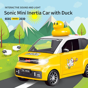 Voiture de police miniature en plastique à friction pour enfants, modèle canard décoratif avec son et lumière, jouet inertiel avec chansons pour enfants - Product Image 2