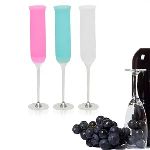 Factory Directly Sale Silicone Wine Goblet Drinking Glasses Cup Champagne Flutes Cocktail Goblet Whiskey Cups