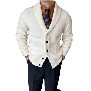 <span class=keywords><strong>Cardigan</strong></span> da Uomo di Alta Qualità in Stile Retrò <span class=keywords><strong>Slim</strong></span> con Colletto Rovesciato e Decorazione a Bottoni per la Moda Autunnale, Maglione Personalizzato - Product Image 1