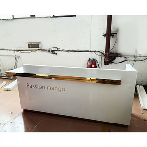 Recepción de salón de belleza de uñas moderna personalizada, recepción de lujo en blanco y dorado, Mostrador de pago - Product Image 1