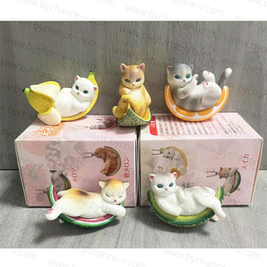 Petit cadeau pour les amoureux des chats Kitty portant sur des tranches de fruits art jouet mignon figurine en plastique jouet restaurant <span class=keywords><strong>Happy</strong></span> Meal promo idée cadeau - Product Image 3