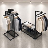 Présentoir à vêtements KED personnalisable en treillis métallique noir avec double tringle de suspension et étagères en maille - Montage facile