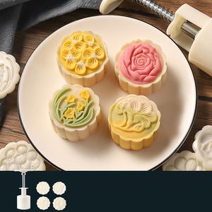 Nuevo molde de plástico para pasteles de luna con diseño de flores y estampado manual, herramienta DIY para repostería, prensa para galletas. - Product Image 3