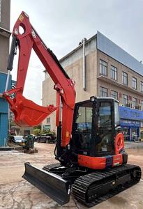 KX163 Mini-excavatrice hydraulique 5,2 tonnes Moteur diesel 35,1 kW Multi-applications - Product Image 5