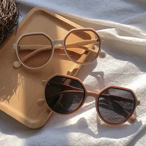 Venta al por mayor verano gafas de sol de moda coreana-Gafas de sol de marco redondo personalizadas para hombre y mujer, anteojos de sol coreanos de plástico, color caramelo, con marco redondo, novedad de 2021