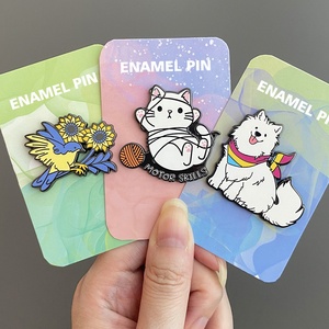 Venta al por mayor de pines de anime artesanías de metal dibujos animados <span class=keywords><strong>dinosaurio</strong></span> globo insignia personalizar cuello solapa pines fabricante figura esmalte pin con cadena - Product Image 4