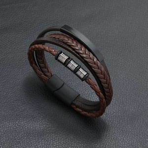 สร้อยข้อมือแฟชั่นสไตล์พังก์สำหรับผู้ชายเชือกถักหลายชั้นทำจากสแตนเลสสำหรับเป็นของขวัญของตกแต่งเทศกาลคริสต์มาส - Product Image 3