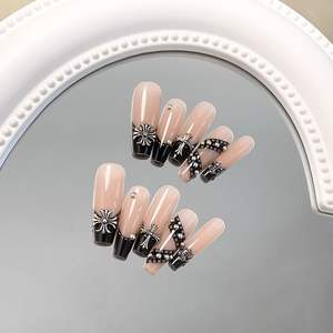 Uñas Postizas Hechas a Mano de Lunanail, Diseño de Uñas Francesas Cruzadas Estilo Punk Oscuro, Uñas Postizas de ABS Hechas a Mano, Modernas - Product Image 3