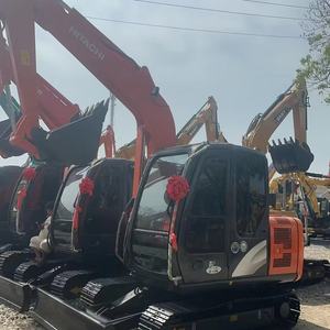 Mini-excavatrice sur chenilles Hitachi ZX60 d'occasion, très demandée, 6 tonnes, avec moteur, boîte de vitesses et pompe Hitachi d'origine - Product Image 1