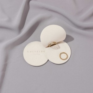 Bolsa para Joyas con Logotipo Personalizado para Pendientes, Bolsa de Regalo de Microfibra de Terciopelo, Bolsa de Embalaje Redonda con Solapa - Product Image 2