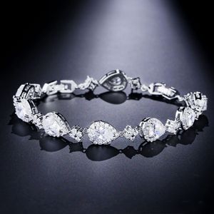 Bracciale da polso femminile di nuovo Design 2025 5A CZ pietra lacrima goccia Zirconia <span class=keywords><strong>Starlet</strong></span> Trendy braccialetti di fascino per donna - Product Image 2