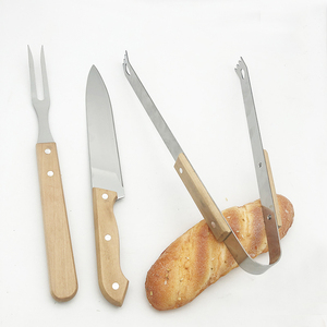 Juego de 3 Utensilios para <span class=keywords><strong>Barbacoa</strong></span> de Acero Inoxidable con Mango de Madera y Bolsa de Transporte para Acampar al Aire Libre - Product Image 3