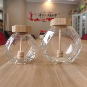 Pot de <span class=keywords><strong>miel</strong></span> en verre hexagonal de qualité alimentaire vide de 250g <span class=keywords><strong>500g</strong></span> avec couvercle en bambou et cuillère en bois pour le <span class=keywords><strong>miel</strong></span>, le sirop, le stockage de la ruche - Product Image 6