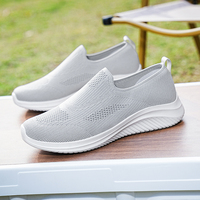 Chaussures de sport tendance de grande taille pour hommes, semelle MD, tissu en maille respirante, conception à lacets souples pour la marche du printemps et de l'été