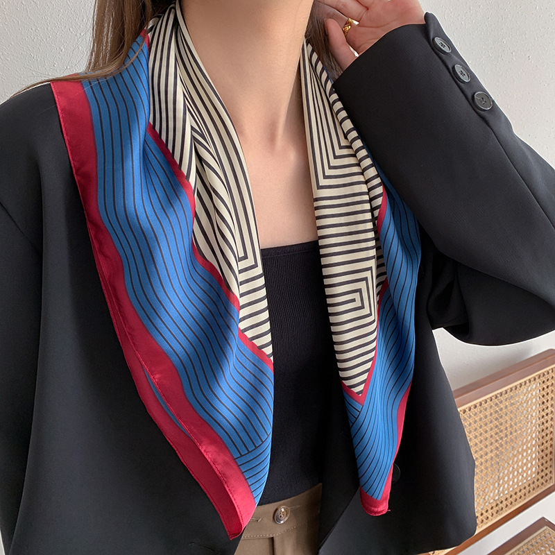 Lignes de luxe légères - 70-70cm