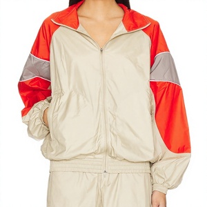 Ensemble de survêtement décontracté en nylon color block personnalisé OEM, veste et pantalon vintage pour femme, vente en gros - Product Image 1