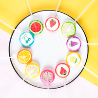 Snoepgoed groothandel OEM/ODM op maat gemaakte private label fruitmotieven gemengde fruitsmaak harde gesneden snoepjes lolly's