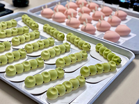 Planche à pâtisserie de qualité supérieure pour éclairs et feuilletés, idéale pour les cafés et les boulangeries