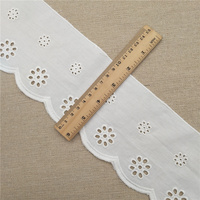 Bordure en dentelle brodée festonnée 30x10x40cm en coton blanc, garniture décorative pour doublure de vêtements