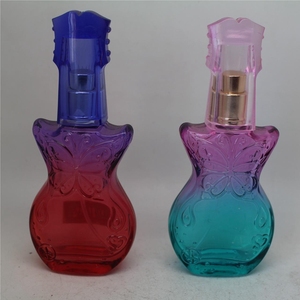 Commercio all'ingrosso di alta qualità di figura della chitarra vuoto di vetro colorato bottiglia di profumo <span class=keywords><strong>75ml</strong></span> con il pacchetto della scatola - Product Image 5