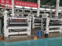 Machine professionnelle à colle thermofusible PUR laminée plate haute brillance avec moteur multifonctionnel