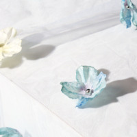 Tulle en maille brodée à fleurs en dégradé 3D, tissu doux et transparent pour voiles de mariée, robes de mariée, couches de jupe et décoration élégante