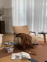 Fauteuil inclinable à bascule de style médiéval pour salon, chaise longue vintage en laine d'agneau, couleur crème, pour une détente décontractée
