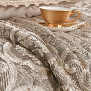 Ensemble de literie 3 pièces de luxe sur mesure OEM ODM, style européen, dentelle à volants, broderie jacquard, housse adaptée avec taies d'oreiller - Product Image 3