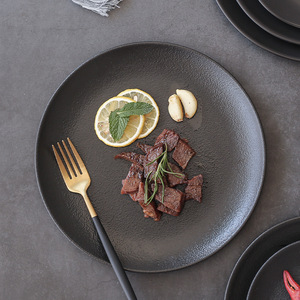 จานเสิร์ฟสเต็กทรงกลมสีดำเคลือบเซรามิกสำหรับใช้ในโรงแรมร้านอาหาร - Product Image 4