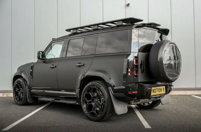 Noir carbone ultra mat et brillant