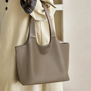 Sac fourre-tout grande capacité pour femme, forme carrée verticale, fermeture à boucle magnétique, gris éléphant, noir, sac à main classique décontracté pour tous les jours - Product Image 5