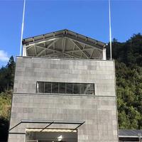 Panneau de ciment Shera moderne résistant au feu A1, résistance au feu, mur extérieur, panneau de bardage en fibro-ciment de 6 mm, imperméable, léger
