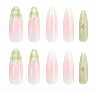 Faux ongles adhésifs doux en amande, style français à carreaux verts avec dégradé rose, pour les voyages et les rendez-vous