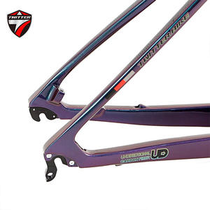 Cuadro de <span class=keywords><strong>bicicleta</strong></span> de fibra de <span class=keywords><strong>carbono</strong></span> completo T900 al por mayor pintura degradada XC accesorios todoterreno para bicicletas de carretera - Product Image 4