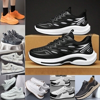 Déstockage en gros : Grande quantité de chaussures de sport de marque pour hommes, de style décontracté et de haute qualité, en promotion
