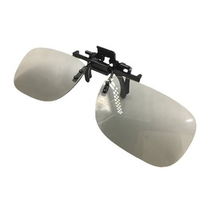 Lunettes 3D universelles à clipser Beckon pour montures de lunettes de vue, lunettes anaglyphes pour cinéma, vente en gros pour usage domestique et cinématographique - Product Image 1