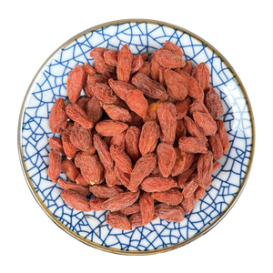 Натуральные сушеные ягоды годжи из Ганьсу и Нинся, Китай - идеально подходят для замачивания в воде, здоровый выбор для питания, крупные и без серы. - Product Image 1