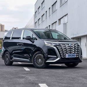 Denza D9 DM-i 2025 Edición Lujo con Conducción Inteligente, MPV Híbrido de <span class=keywords><strong>7</strong></span> Asientos, 1.5T Turbo, Minivan Eléctrica de Alta Gama - Product Image 3