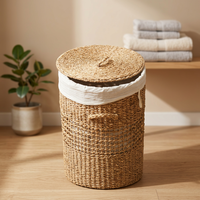 Paniers de rangement écologiques en jonc de mer faits à la main au Bangladesh, design simple
